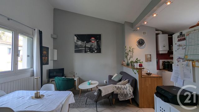 Appartement F5 à vendre - 5 pièces - 66.0 m2 - TOULOUSE - 31 - MIDI-PYRENEES - Century 21 Côte Pavée