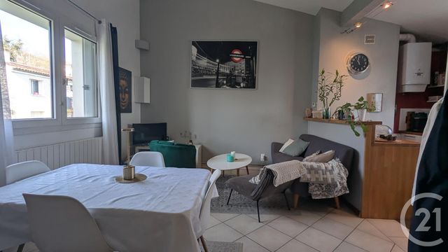 Appartement F5 à vendre - 5 pièces - 66.0 m2 - TOULOUSE - 31 - MIDI-PYRENEES - Century 21 Côte Pavée
