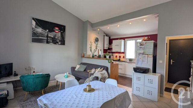 Appartement F5 à vendre - 5 pièces - 66.0 m2 - TOULOUSE - 31 - MIDI-PYRENEES - Century 21 Côte Pavée