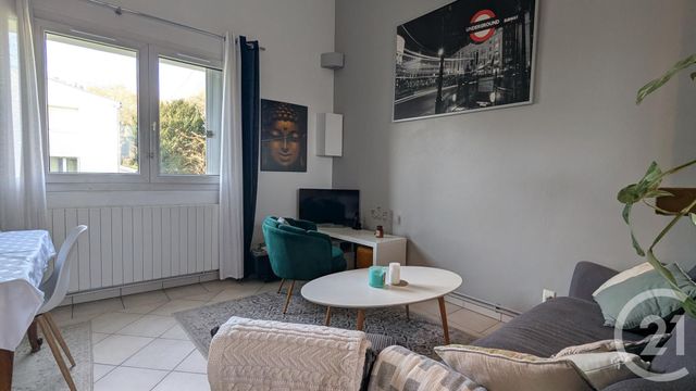 Appartement F5 à vendre - 5 pièces - 66.0 m2 - TOULOUSE - 31 - MIDI-PYRENEES - Century 21 Côte Pavée