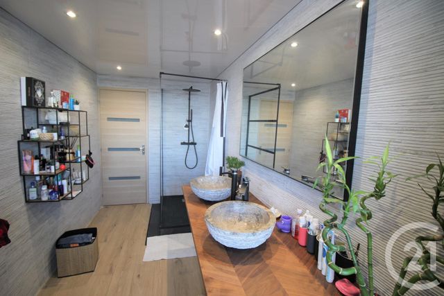 Appartement F3 à vendre - 3 pièces - 103.0 m2 - TOULOUSE - 31 - MIDI-PYRENEES - Century 21 Côte Pavée Appartement F3 à vendre - 3 pièces - 103.0 m2 - TOULOUSE - 31 - MIDI-PYRENEES - Century 21 Côte Pavée