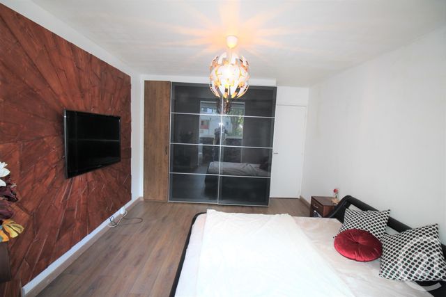 Appartement F3 à vendre - 3 pièces - 103.0 m2 - TOULOUSE - 31 - MIDI-PYRENEES - Century 21 Côte Pavée Appartement F3 à vendre - 3 pièces - 103.0 m2 - TOULOUSE - 31 - MIDI-PYRENEES - Century 21 Côte Pavée
