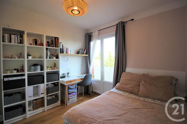 Afficher la photo en grand Appartement T4 à vendre - 4 pièces - 82.3 m2 - TOULOUSE - 31 - MIDI-PYRENEES - Century 21 Côte Pavée