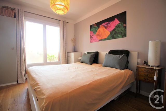 Afficher la photo en grand Appartement T4 à vendre - 4 pièces - 82.3 m2 - TOULOUSE - 31 - MIDI-PYRENEES - Century 21 Côte Pavée