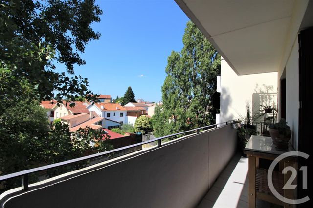 Afficher la photo en grand Appartement T4 à vendre - 4 pièces - 82.3 m2 - TOULOUSE - 31 - MIDI-PYRENEES - Century 21 Côte Pavée