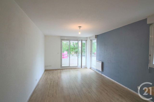 Appartement F3 à vendre - 3 pièces - 55.0 m2 - TOULOUSE - 31 - MIDI-PYRENEES - Century 21 Côte Pavée Appartement F3 à vendre - 3 pièces - 55.0 m2 - TOULOUSE - 31 - MIDI-PYRENEES - Century 21 Côte Pavée
