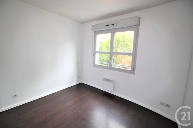 Appartement T2 à vendre - 2 pièces - 41.33 m2 - TOULOUSE - 31 - MIDI-PYRENEES - Century 21 Côte Pavée Appartement T2 à vendre - 2 pièces - 41.33 m2 - TOULOUSE - 31 - MIDI-PYRENEES - Century 21 Côte Pavée