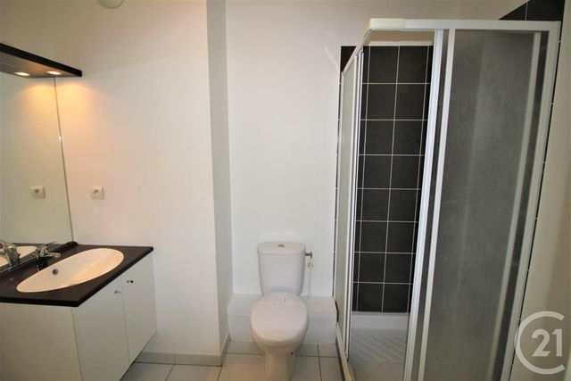 Appartement T2 à vendre - 2 pièces - 41.33 m2 - TOULOUSE - 31 - MIDI-PYRENEES - Century 21 Côte Pavée Appartement T2 à vendre - 2 pièces - 41.33 m2 - TOULOUSE - 31 - MIDI-PYRENEES - Century 21 Côte Pavée