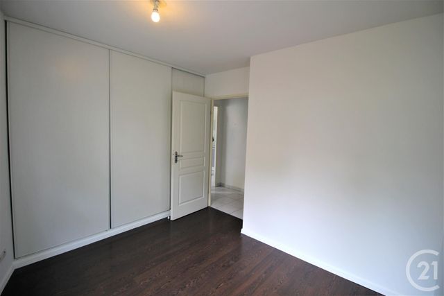 Appartement T2 à vendre - 2 pièces - 41.33 m2 - TOULOUSE - 31 - MIDI-PYRENEES - Century 21 Côte Pavée Appartement T2 à vendre - 2 pièces - 41.33 m2 - TOULOUSE - 31 - MIDI-PYRENEES - Century 21 Côte Pavée