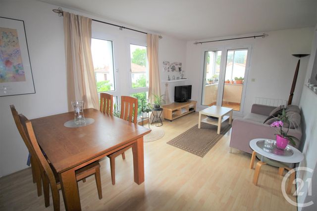 Appartement T4 à vendre - 4 pièces - 79.9 m2 - TOULOUSE - 31 - MIDI-PYRENEES - Century 21 Côte Pavée Appartement T4 à vendre - 4 pièces - 79.9 m2 - TOULOUSE - 31 - MIDI-PYRENEES - Century 21 Côte Pavée
