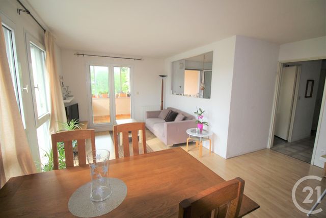 Appartement T4 à vendre - 4 pièces - 79.9 m2 - TOULOUSE - 31 - MIDI-PYRENEES - Century 21 Côte Pavée Appartement T4 à vendre - 4 pièces - 79.9 m2 - TOULOUSE - 31 - MIDI-PYRENEES - Century 21 Côte Pavée