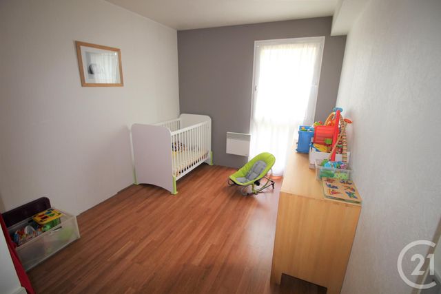Appartement T4 à vendre - 4 pièces - 79.9 m2 - TOULOUSE - 31 - MIDI-PYRENEES - Century 21 Côte Pavée Appartement T4 à vendre - 4 pièces - 79.9 m2 - TOULOUSE - 31 - MIDI-PYRENEES - Century 21 Côte Pavée
