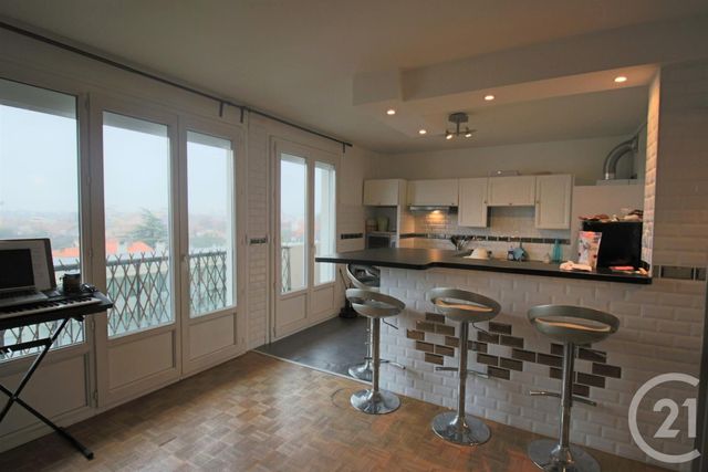 Appartement F2 à vendre - 2 pièces - 48.0 m2 - TOULOUSE - 31 - MIDI-PYRENEES - Century 21 Côte Pavée Appartement F2 à vendre - 2 pièces - 48.0 m2 - TOULOUSE - 31 - MIDI-PYRENEES - Century 21 Côte Pavée