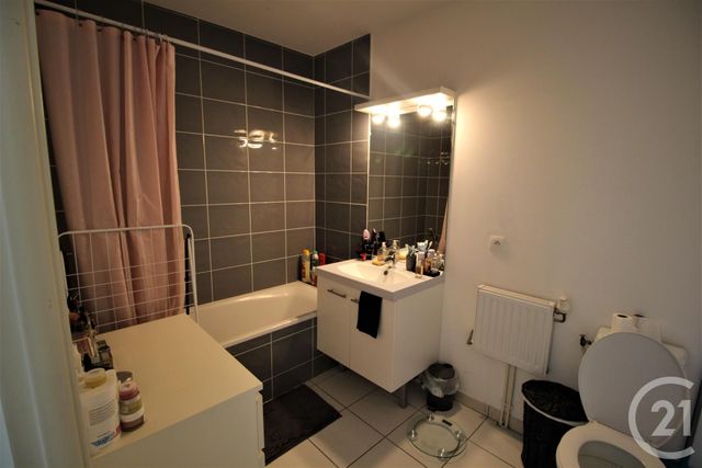 Afficher la photo en grand appartement à vendre - 2 pièces - 39.95 m2 - TOULOUSE - 31 - MIDI-PYRENEES - Century 21 Côte Pavée
