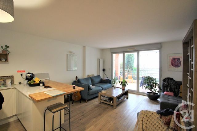 Afficher la photo en grand Appartement F4 à vendre - 4 pièces - 71.66 m2 - TOULOUSE - 31 - MIDI-PYRENEES - Century 21 Côte Pavée