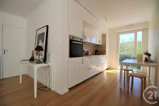 Appartement T3 à vendre - 3 pièces - 60.7 m2 - TOULOUSE - 31 - MIDI-PYRENEES - Century 21 Côte Pavée