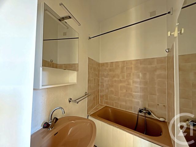 Appartement T2 à vendre - 2 pièces - 30.4 m2 - TOULOUSE - 31 - MIDI-PYRENEES - Century 21 Côte Pavée