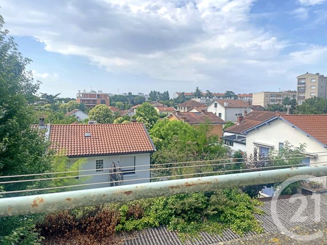 Appartement T4 à vendre - 4 pièces - 62.5 m2 - TOULOUSE - 31 - MIDI-PYRENEES - Century 21 Côte Pavée