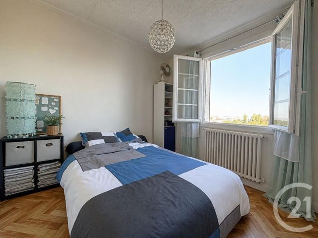Appartement T4 à vendre - 4 pièces - 61.6 m2 - TOULOUSE - 31 - MIDI-PYRENEES - Century 21 Côte Pavée
