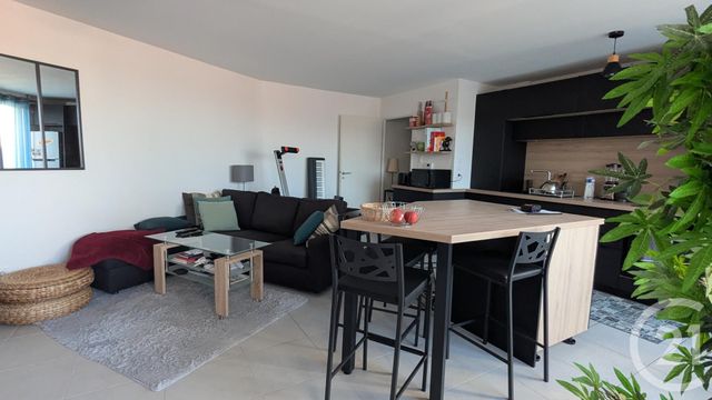 Afficher la photo en grand Appartement F3 à louer - 3 pièces - 65.66 m2 - CASTANET TOLOSAN - 31 - MIDI-PYRENEES - Century 21 Côte Pavée
