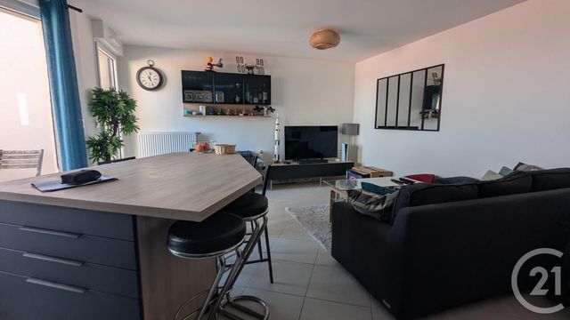 Afficher la photo en grand Appartement F3 à louer - 3 pièces - 65.66 m2 - CASTANET TOLOSAN - 31 - MIDI-PYRENEES - Century 21 Côte Pavée