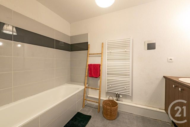 Appartement T3 à vendre - 3 pièces - 64.42 m2 - TOULOUSE - 31 - MIDI-PYRENEES - Century 21 Côte Pavée