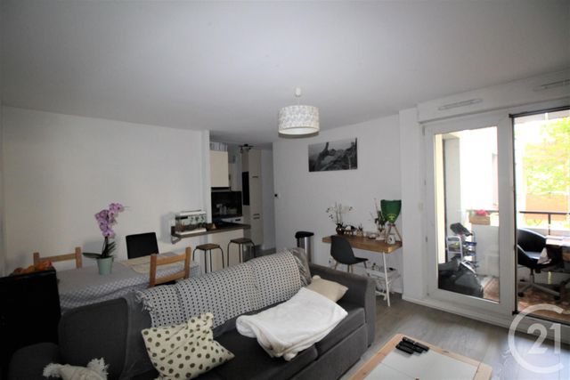 Appartement T2 à louer - 2 pièces - 48.94 m2 - TOULOUSE - 31 - MIDI-PYRENEES - Century 21 Côte Pavée