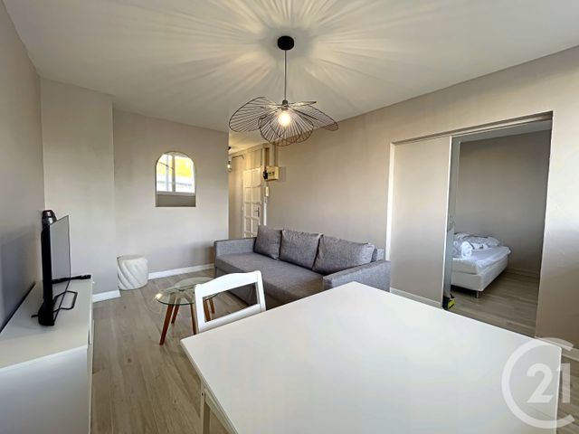 Appartement T2 à louer - 2 pièces - 45.03 m2 - TOULOUSE - 31 - MIDI-PYRENEES - Century 21 Côte Pavée