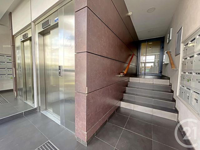 Appartement à vendre - 3 pièces - 63.96 m2 - RAMONVILLE ST AGNE - 31 - MIDI-PYRENEES - Century 21 Côte Pavée