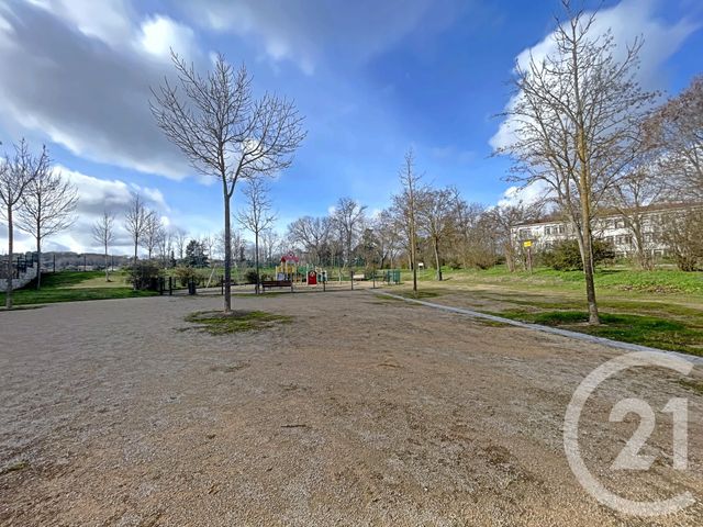 Appartement à vendre - 3 pièces - 63.96 m2 - RAMONVILLE ST AGNE - 31 - MIDI-PYRENEES - Century 21 Côte Pavée