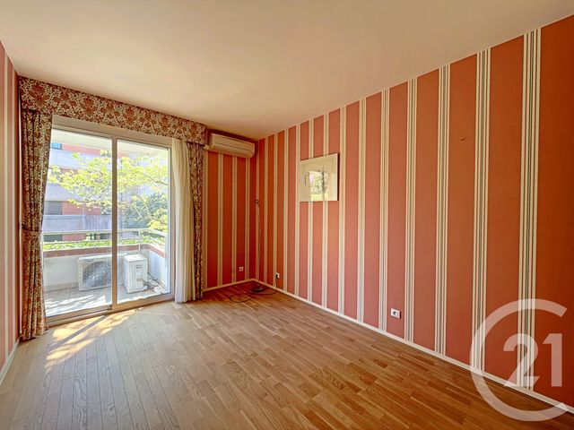 Appartement T4 à vendre - 4 pièces - 108.39 m2 - TOULOUSE - 31 - MIDI-PYRENEES - Century 21 Côte Pavée