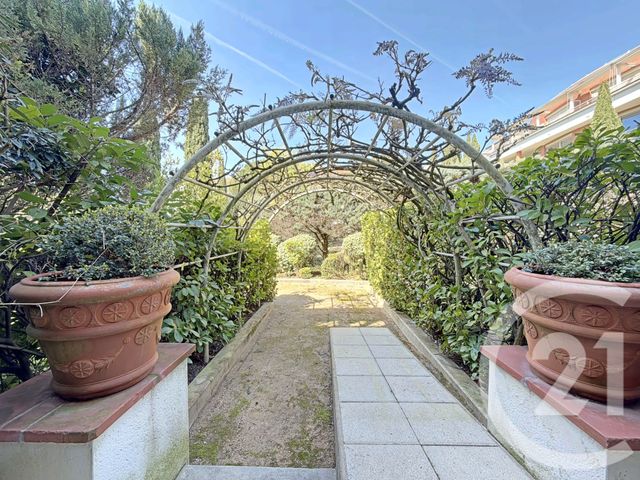 Appartement T4 à vendre - 4 pièces - 108.39 m2 - TOULOUSE - 31 - MIDI-PYRENEES - Century 21 Côte Pavée