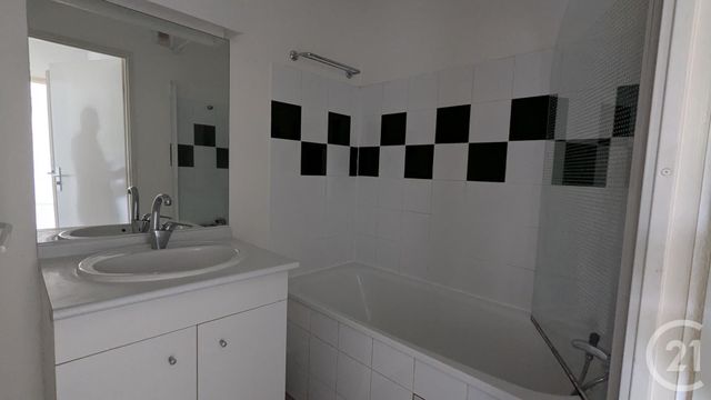 Appartement F3 à vendre - 3 pièces - 54.0 m2 - TOULOUSE - 31 - MIDI-PYRENEES - Century 21 Côte Pavée