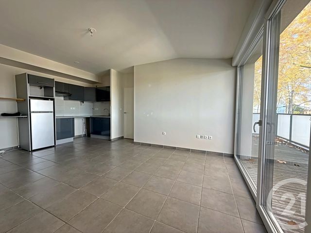 Appartement T3 à louer - 3 pièces - 61.41 m2 - TOULOUSE - 31 - MIDI-PYRENEES - Century 21 Côte Pavée