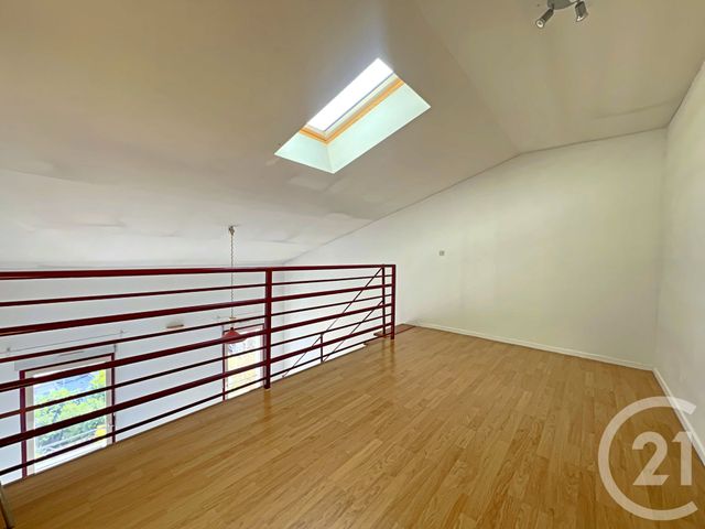 Appartement T2 à louer - 2 pièces - 38.39 m2 - TOULOUSE - 31 - MIDI-PYRENEES - Century 21 Côte Pavée