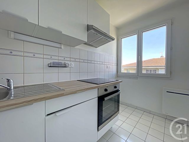 Appartement T2 à vendre - 2 pièces - 48.47 m2 - TOULOUSE - 31 - MIDI-PYRENEES - Century 21 Côte Pavée
