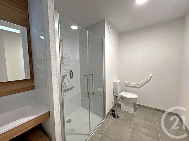 Appartement T2 à louer - 2 pièces - 40.0 m2 - TOULOUSE - 31 - MIDI-PYRENEES - Century 21 Côte Pavée