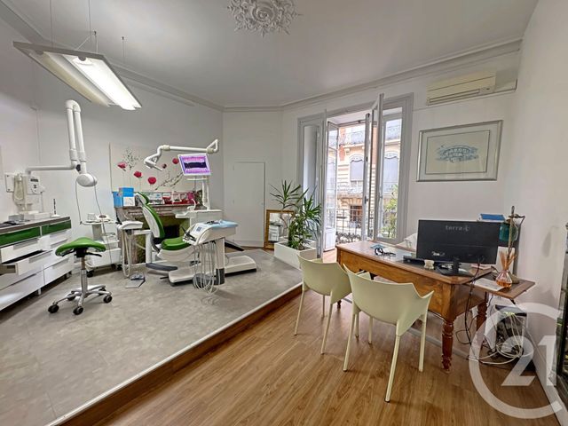 Appartement F6 à louer - 6 pièces - 179.63 m2 - TOULOUSE - 31 - MIDI-PYRENEES - Century 21 Côte Pavée